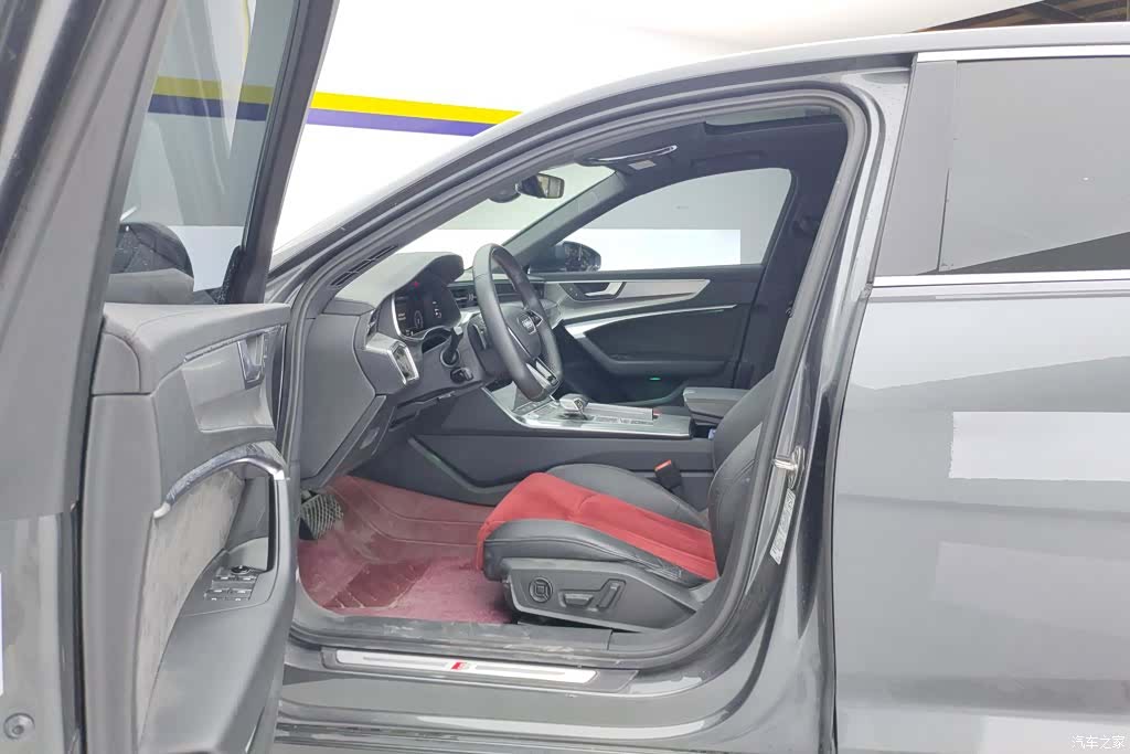 Audi A6L, 2019 9