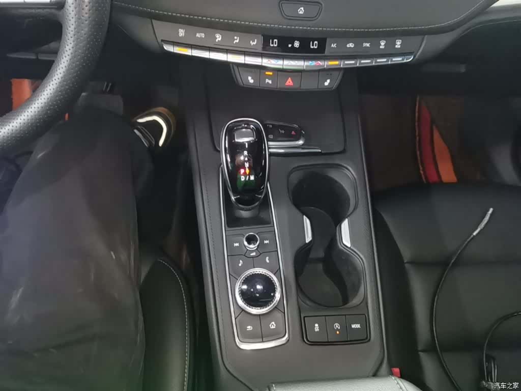 Cadillac XT4, 2020 14