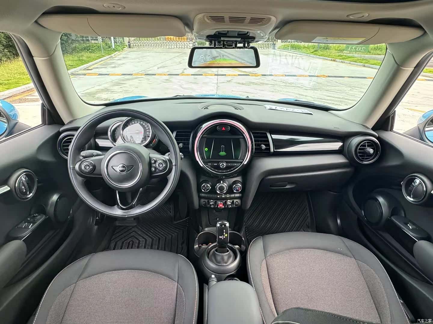 Mini ONE, 2019 все фото