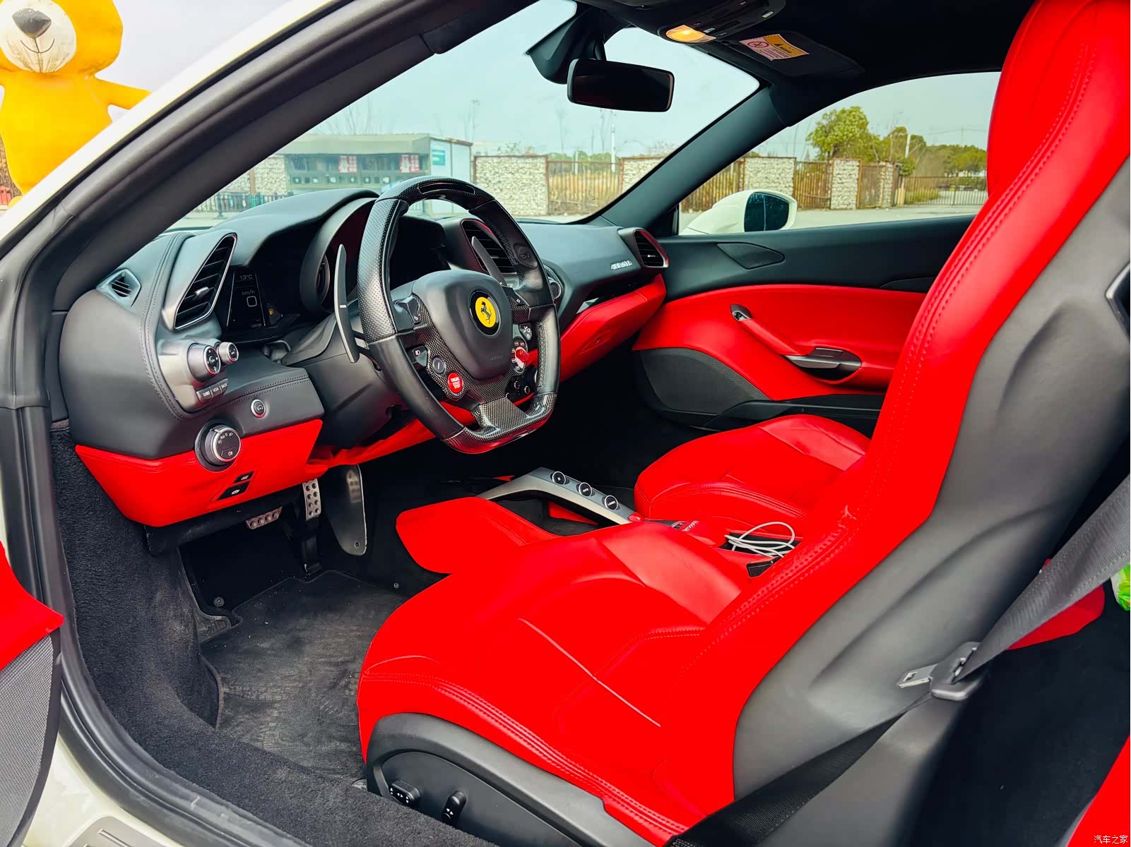 Ferrari 488, 2019 7