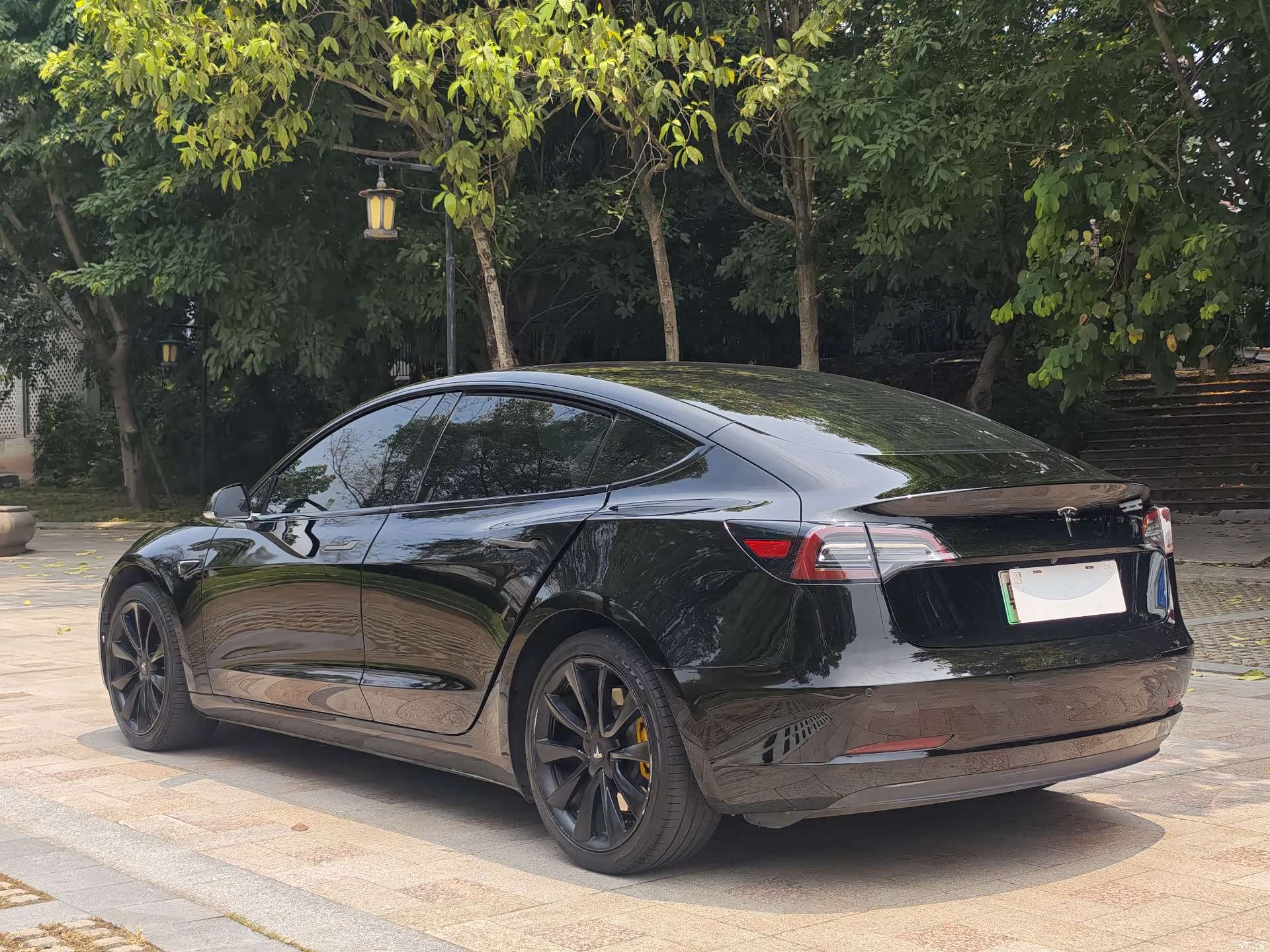 Tesla Model 3, 2020 4
