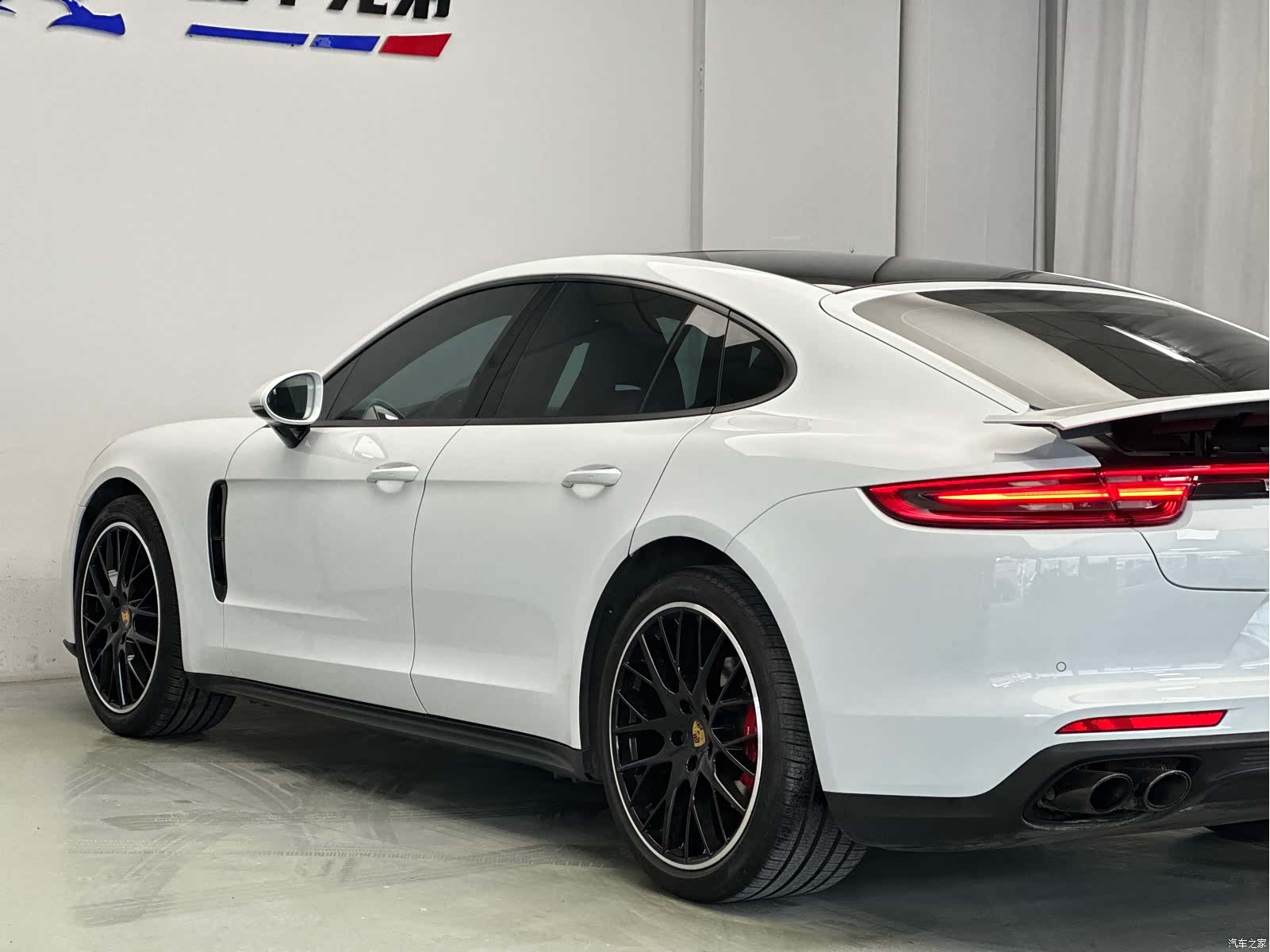 Porsche Panamera, 2018 15