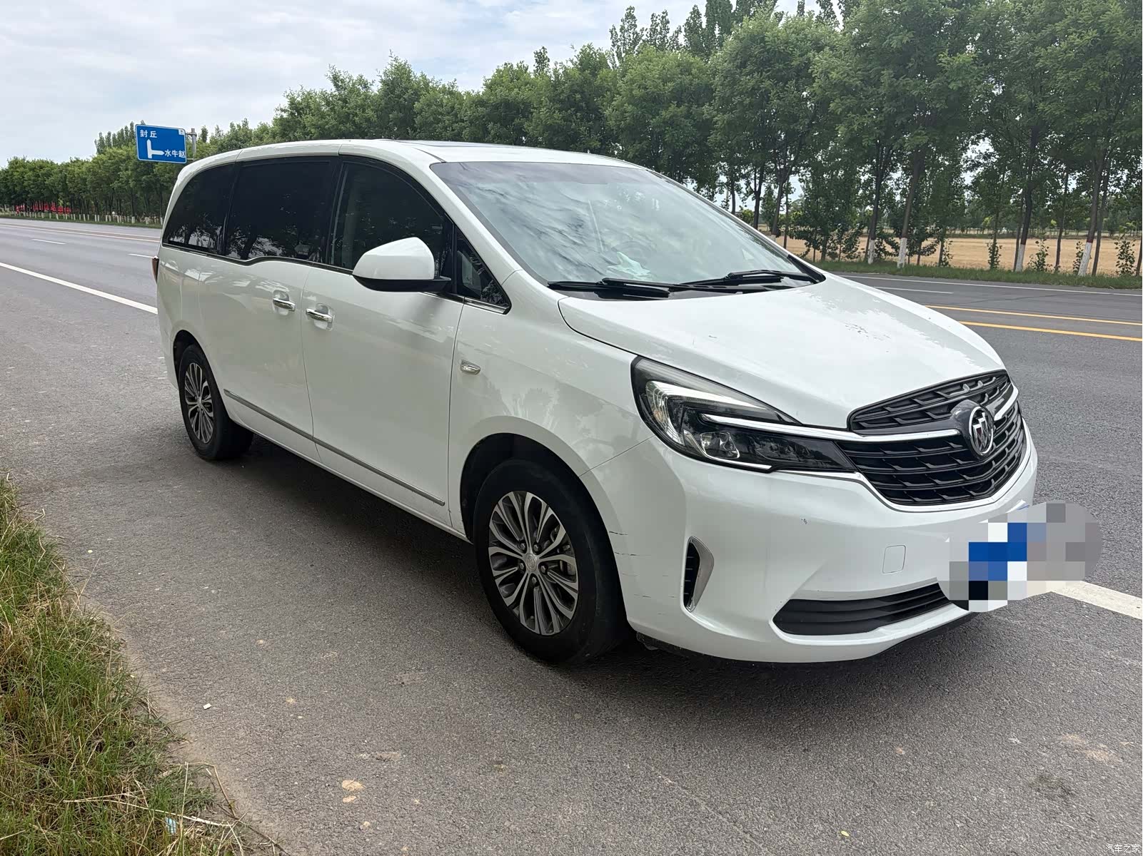 Buick GL8, 2021 все фото