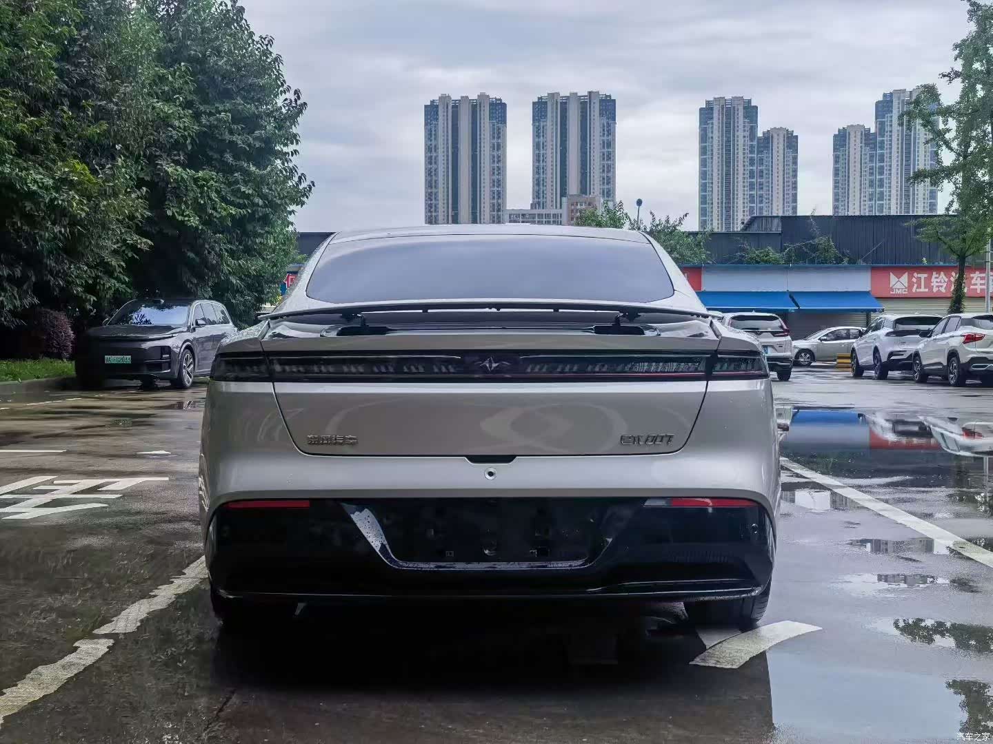 DongFeng eπ007, 2025 8