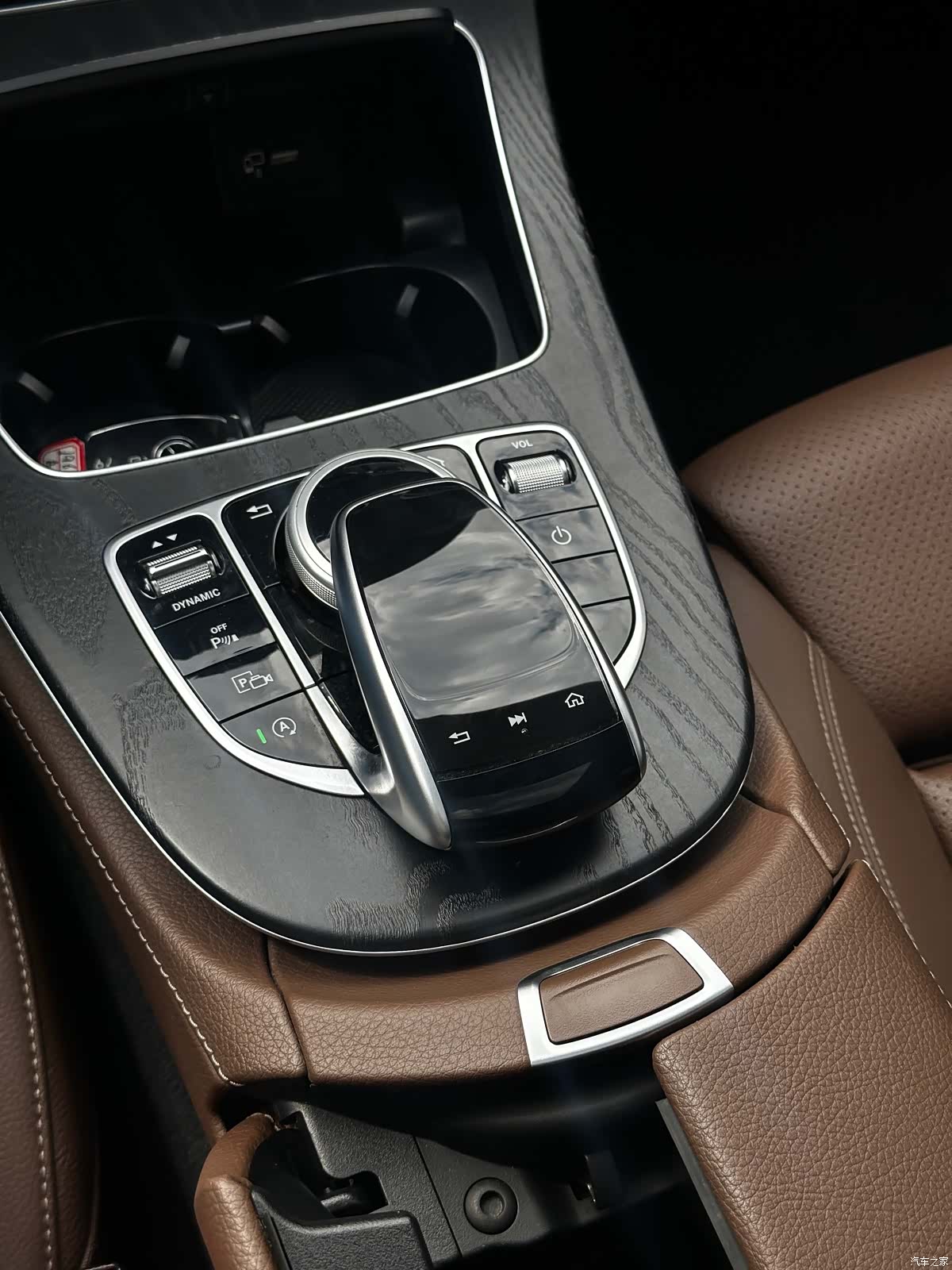 Mercedes-Benz E-Class, 2018 15