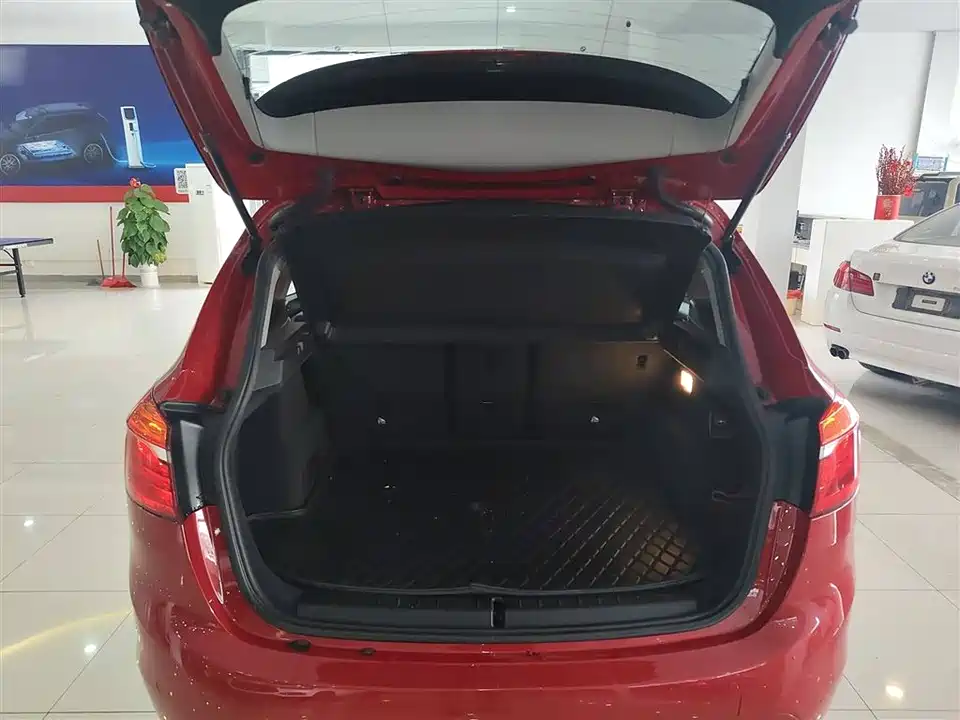 BMW 2 series station wagon