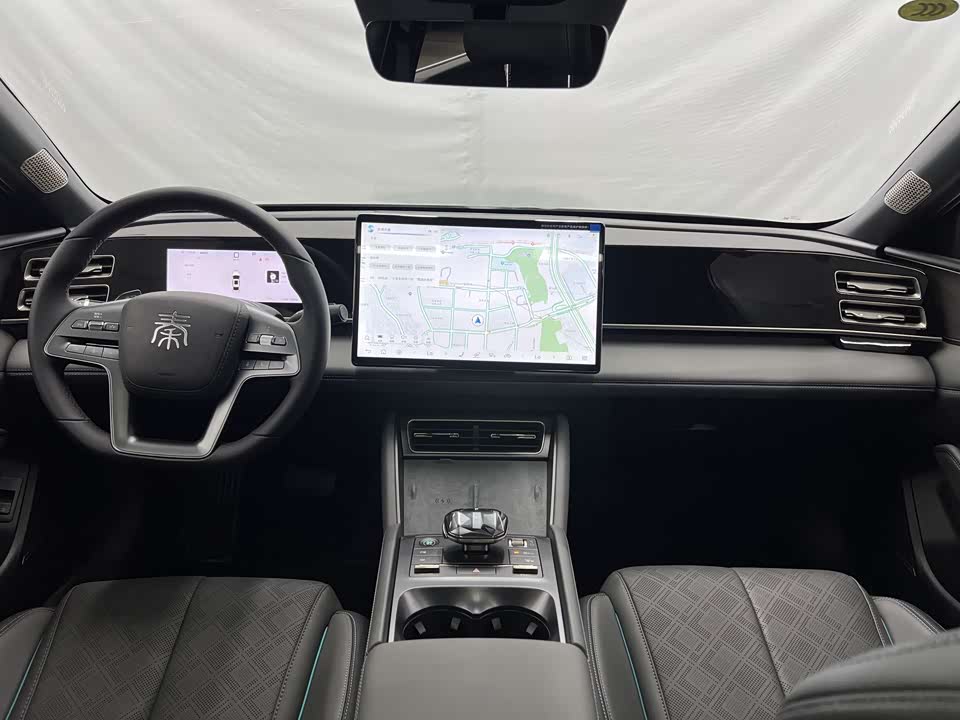 BYD Qin L BYD Qin L