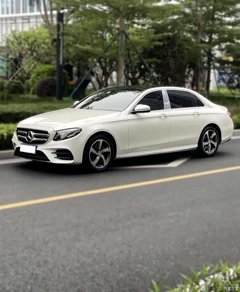 Mercedes-Benz E-Class, 2017 3