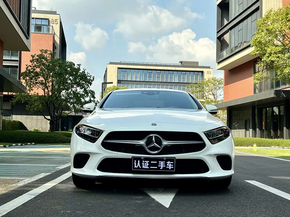 Mercedes-Benz CLS