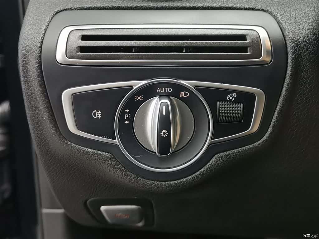 Mercedes-Benz C-Class, 2022 21
