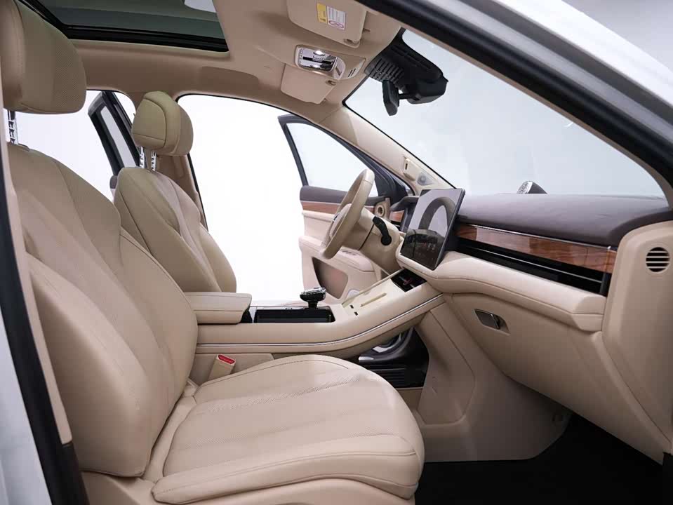 AITO Ask the world M7