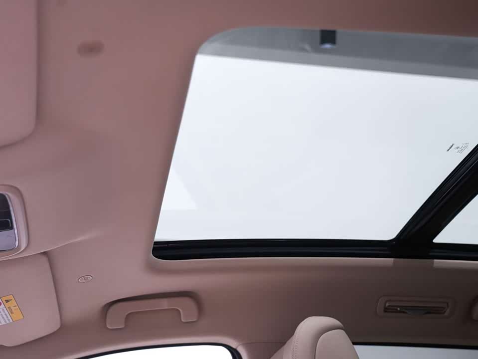 AITO Ask the world M7