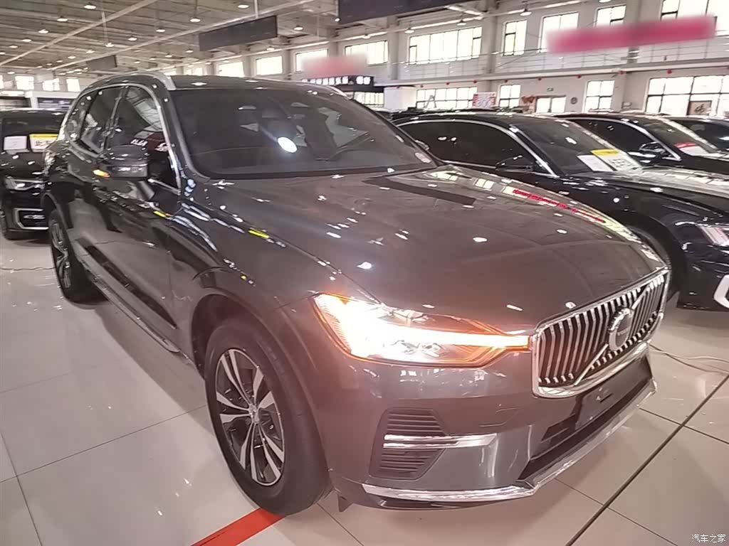Volvo XC60, 2022 4