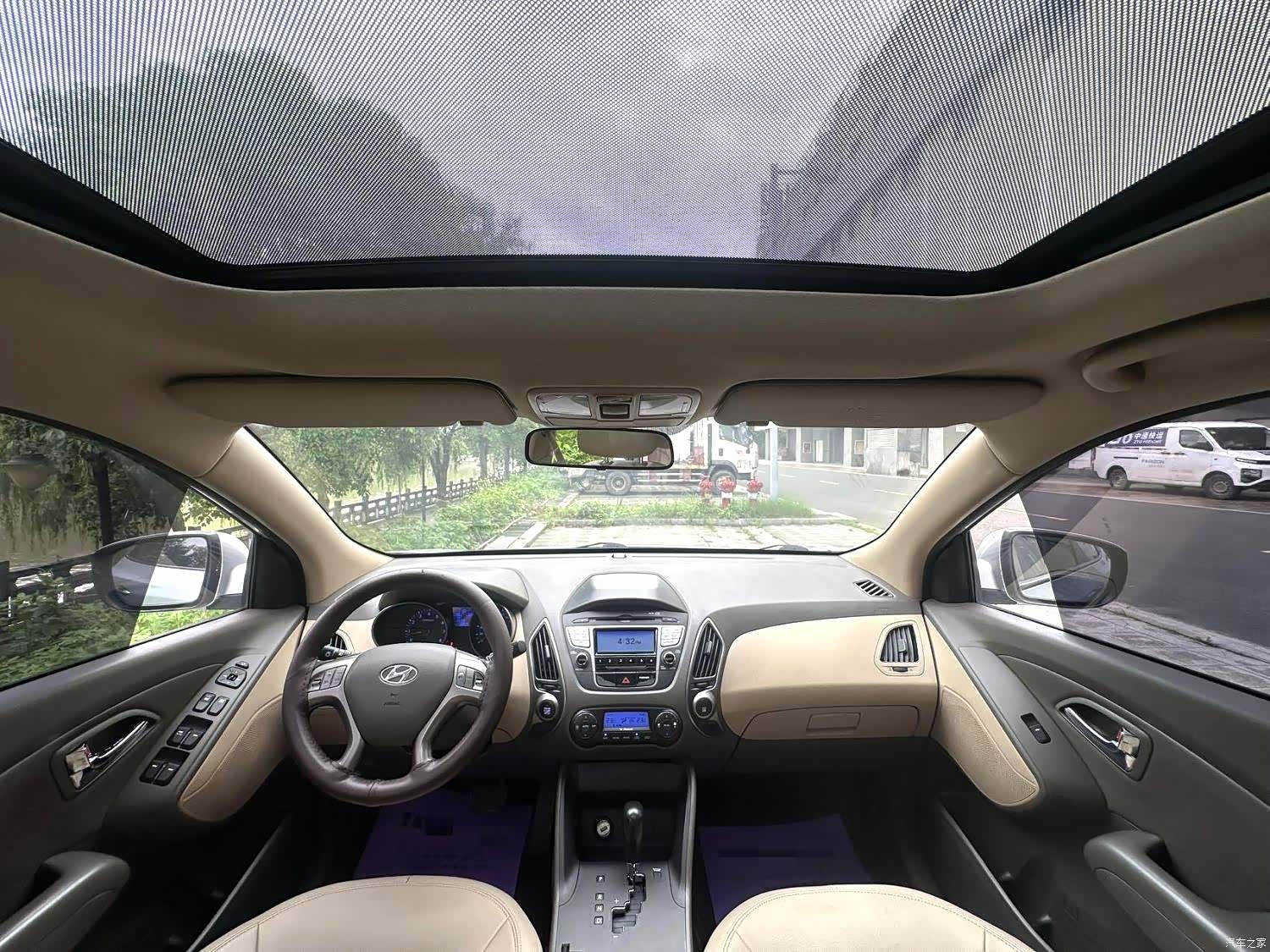 Hyundai ix35, 2012 9