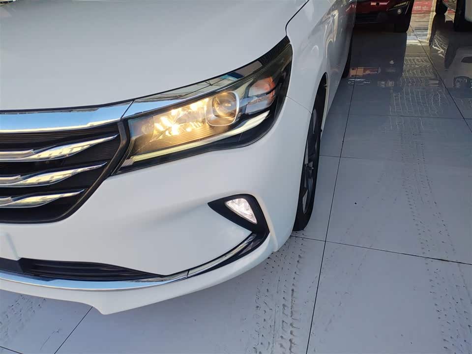 Trumpchi Trumpchi GA4