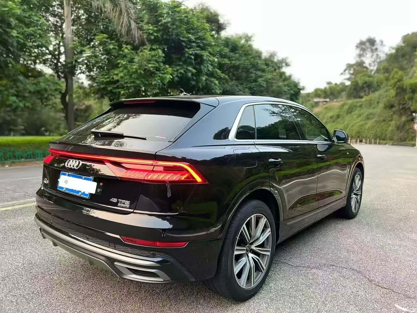 Audi Q8, 2022 8