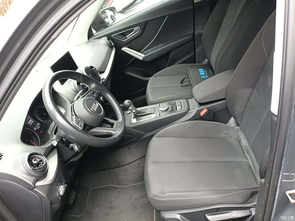 Audi Q2L, 2020 11