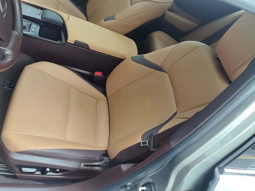 Lexus ES, 2021 8