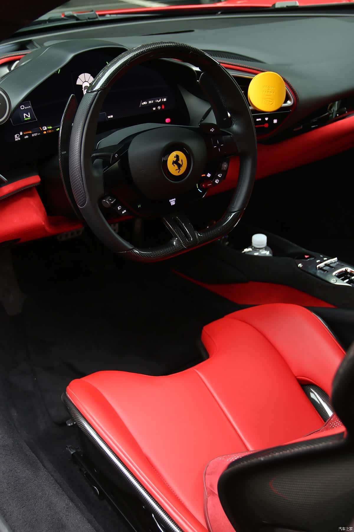 Ferrari 296, 2024 4