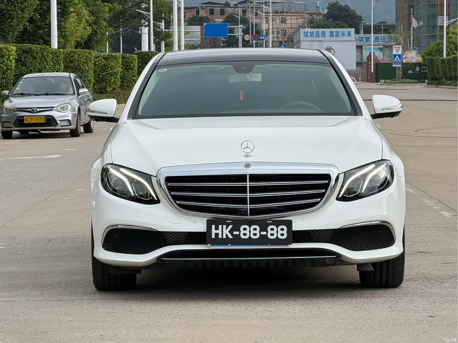 Mercedes-Benz E-Class, 2019 1
