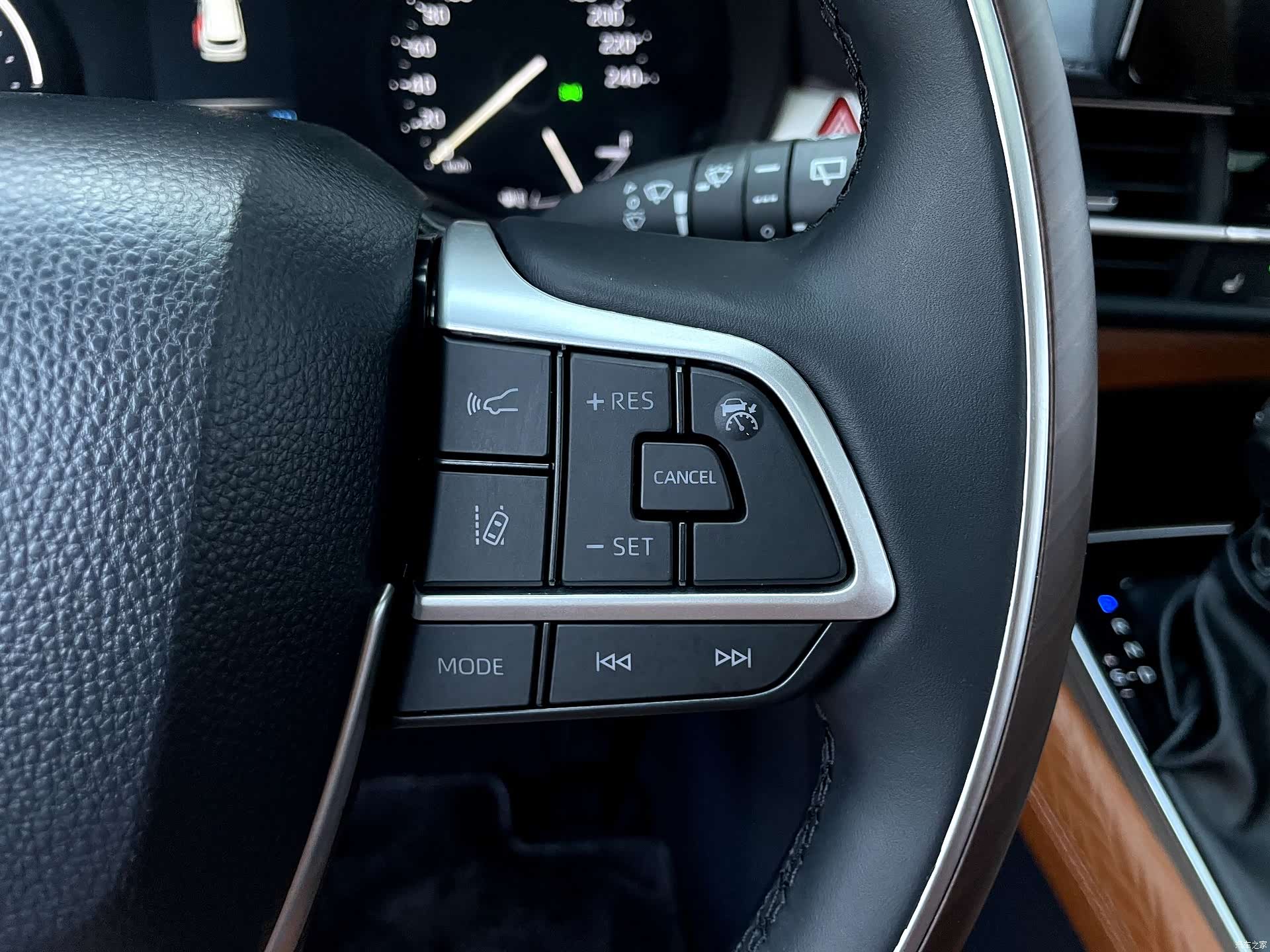 Toyota Sienna, 2024 17