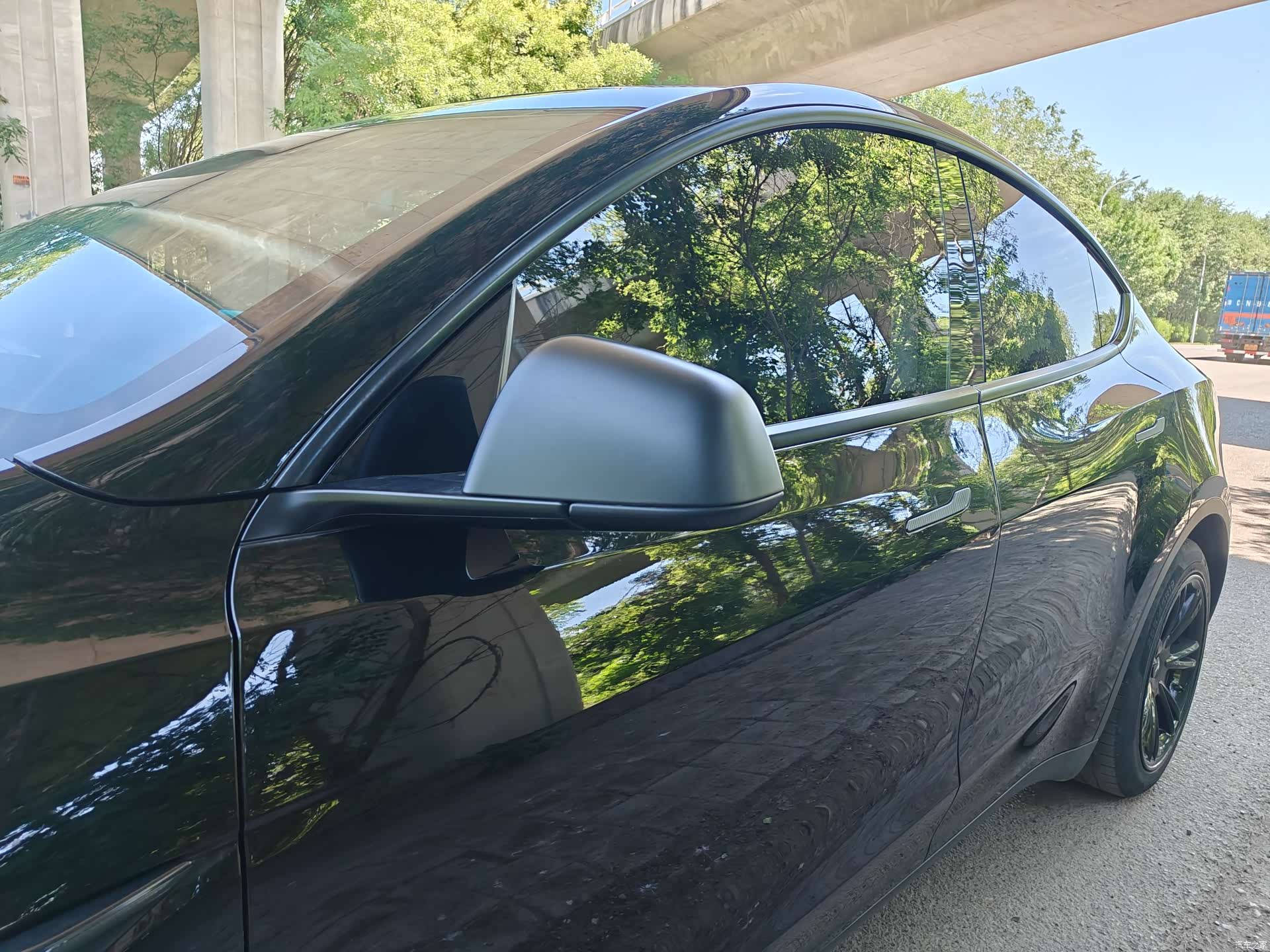 Tesla Model Y, 2021 13