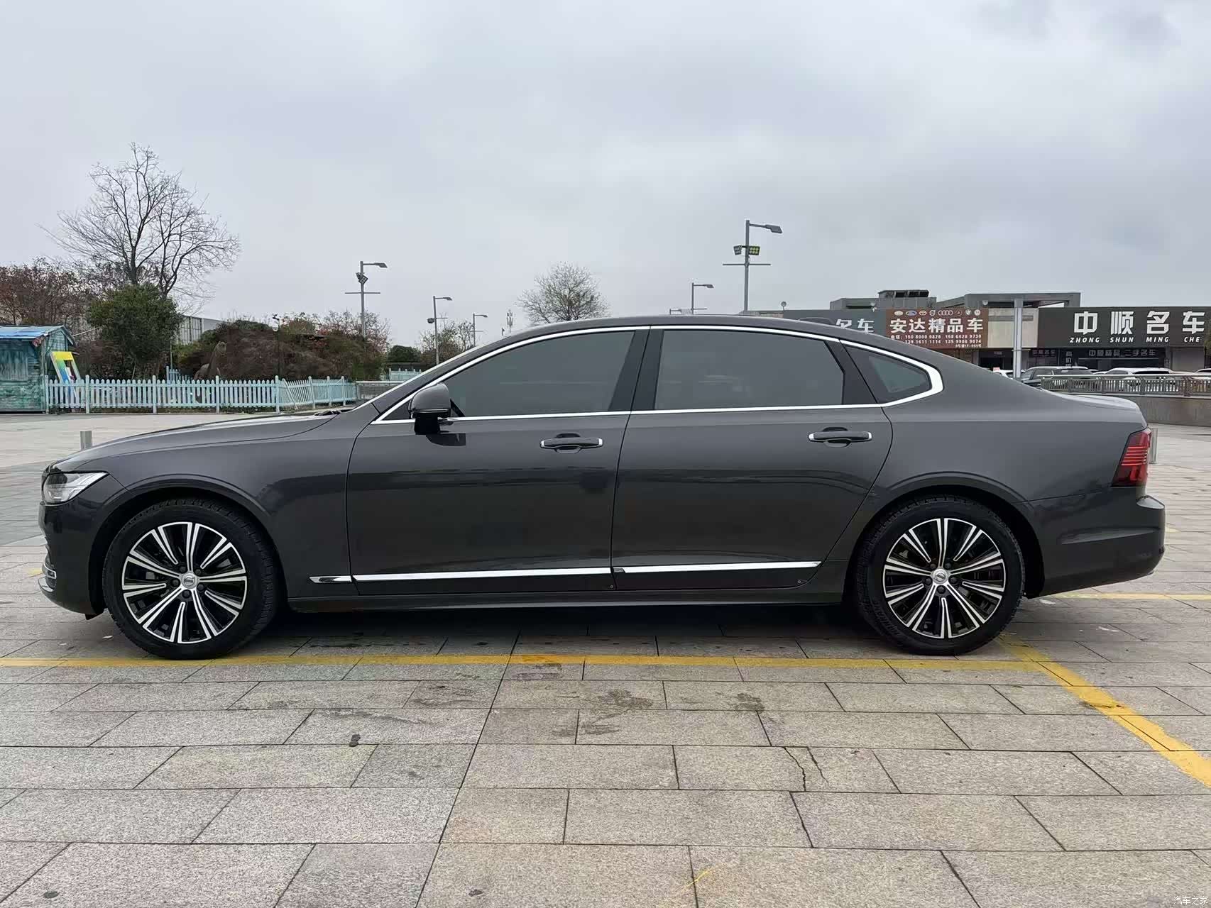Volvo S90, 2021 4