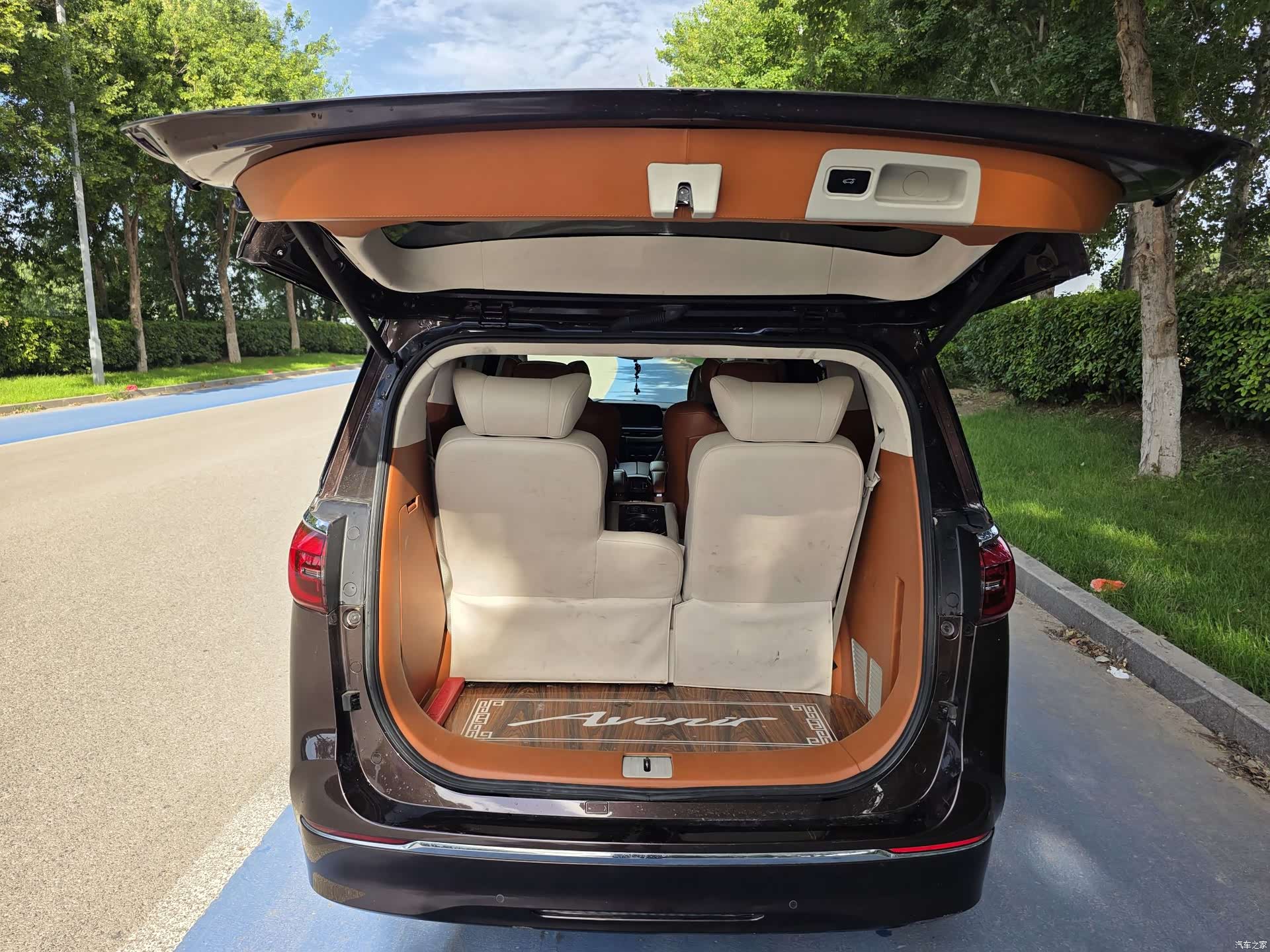 Buick GL8, 2021 13