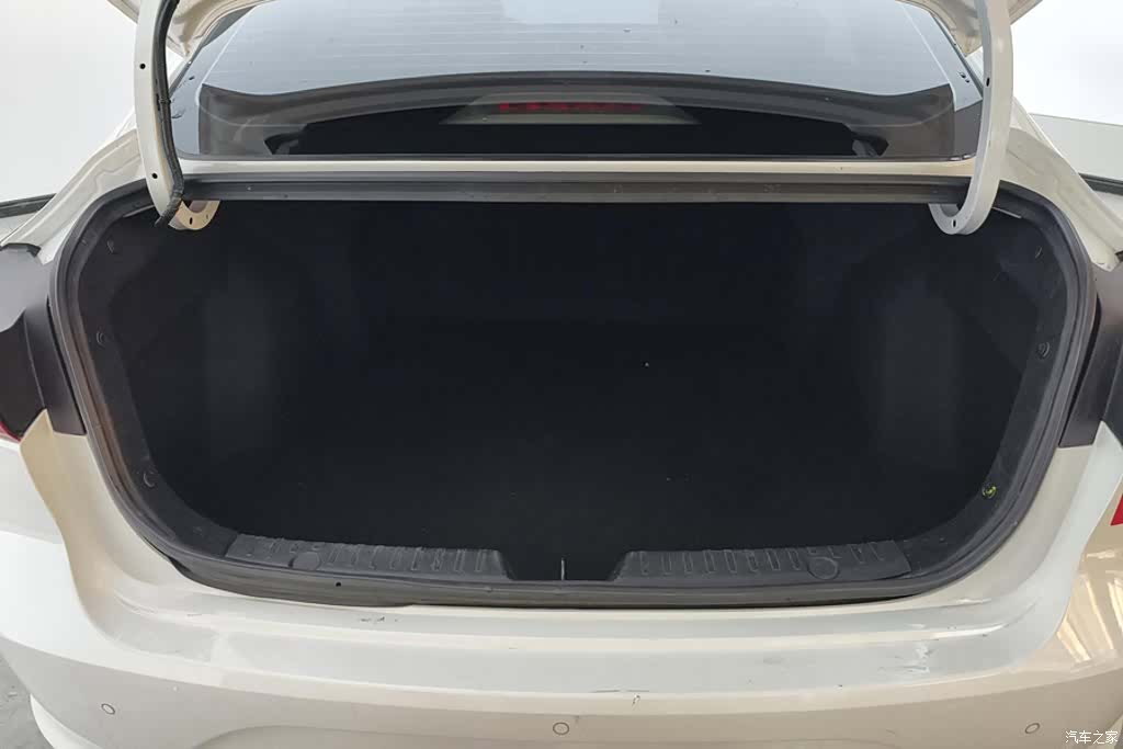 Changan Eado, 2022 4