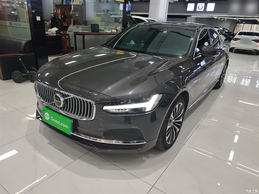 Volvo S90, 2025 1