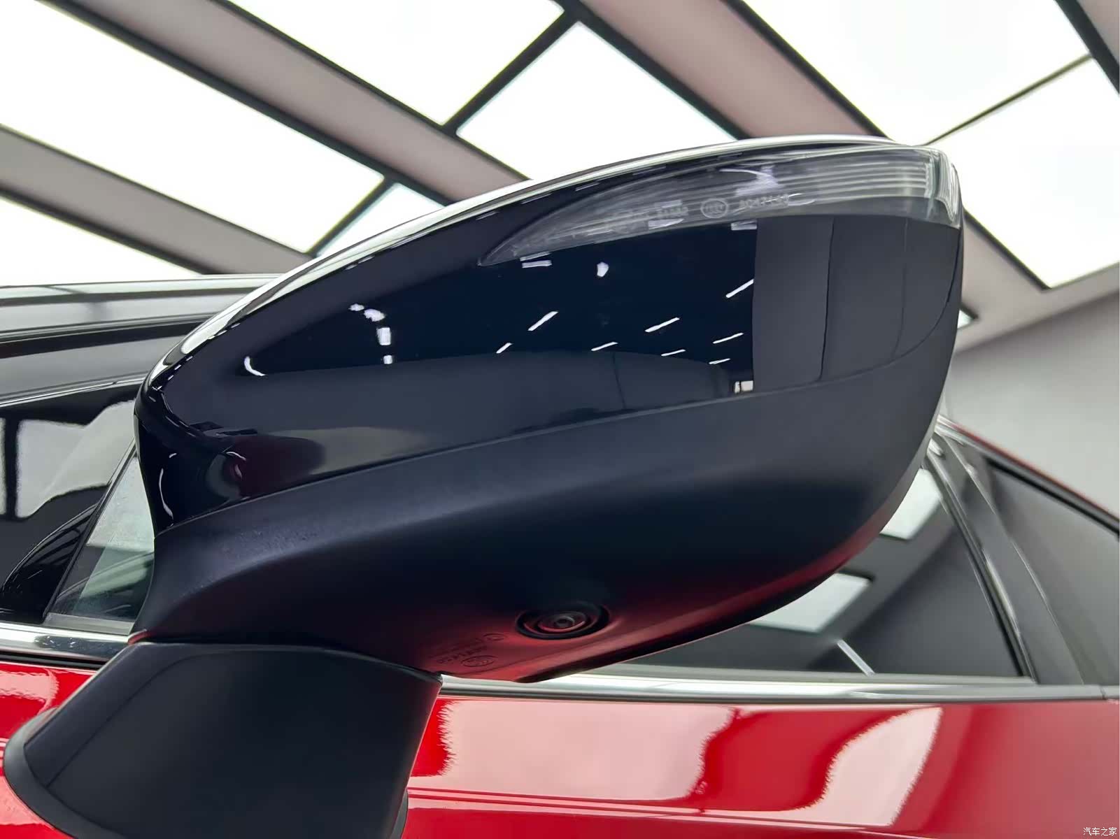 Mazda CX-4, 2023 9