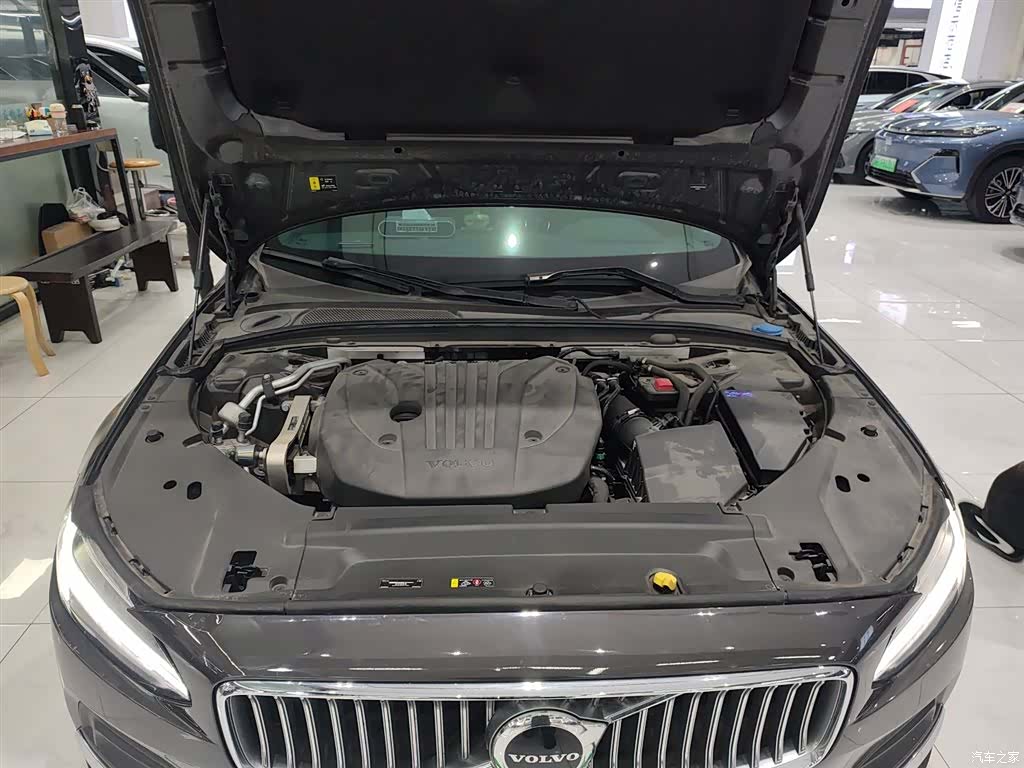 Volvo S90, 2025 20