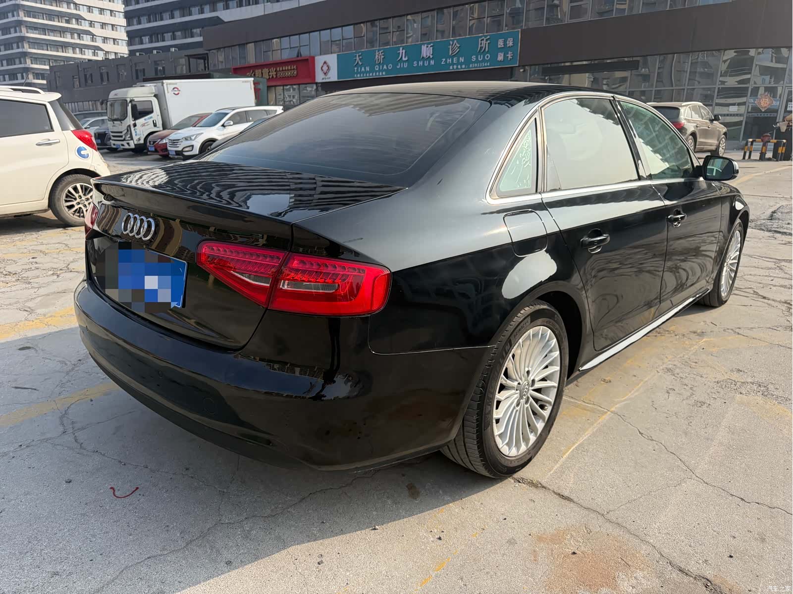 Audi A4L, 2014 все фото
