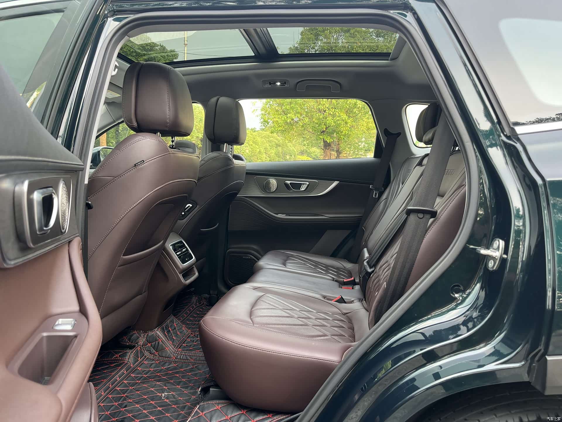 Chery Tiggo 8, 2024 13