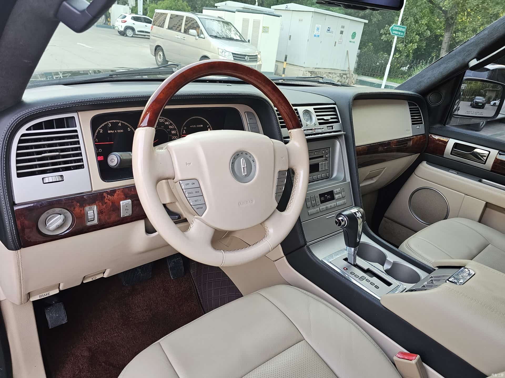 Lincoln Navigator, 2007 18
