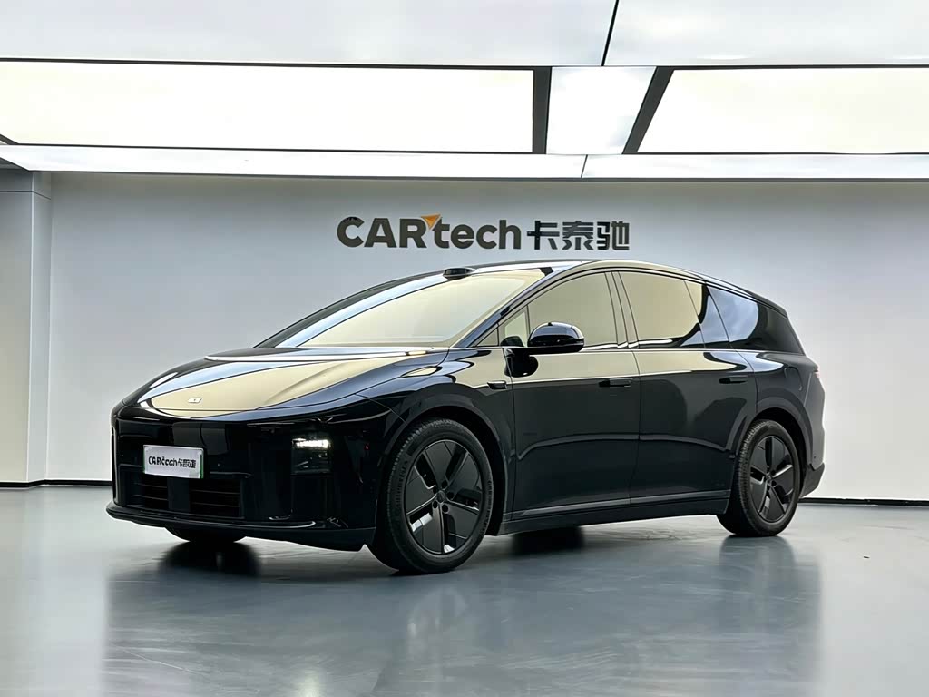 Li Auto i8