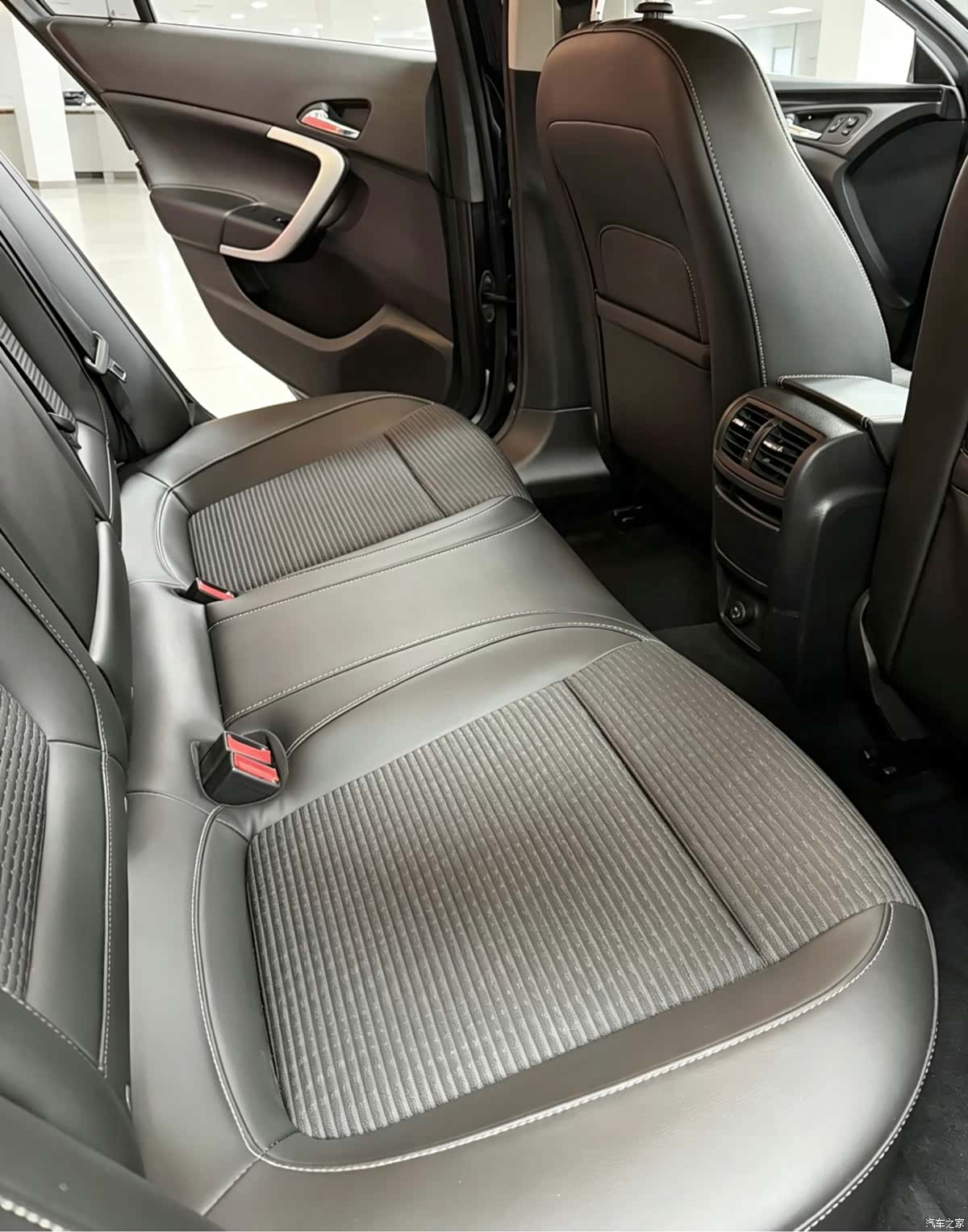 Buick Regal, 2016 7