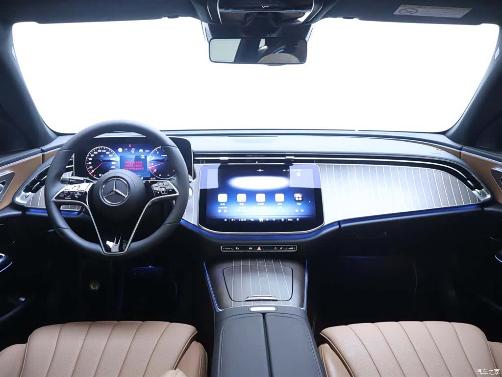 Mercedes-Benz E-Class, 2024 13