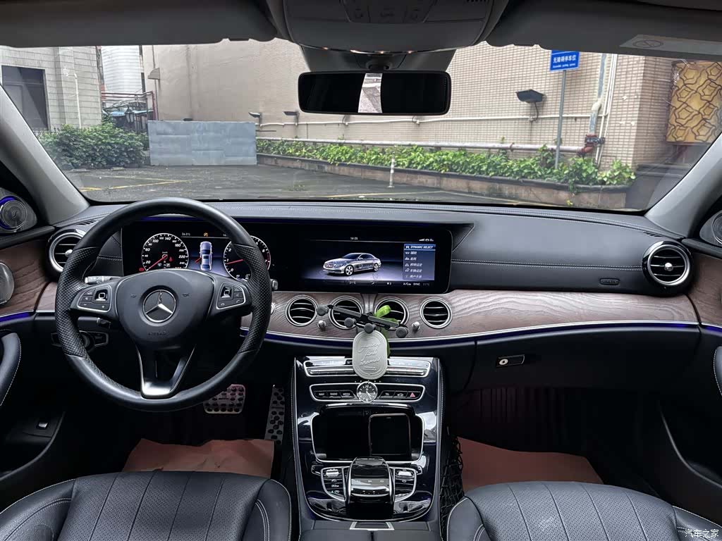 Mercedes-Benz E-Class, 2016 12