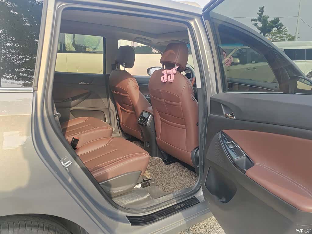 Buick GL6, 2019 8