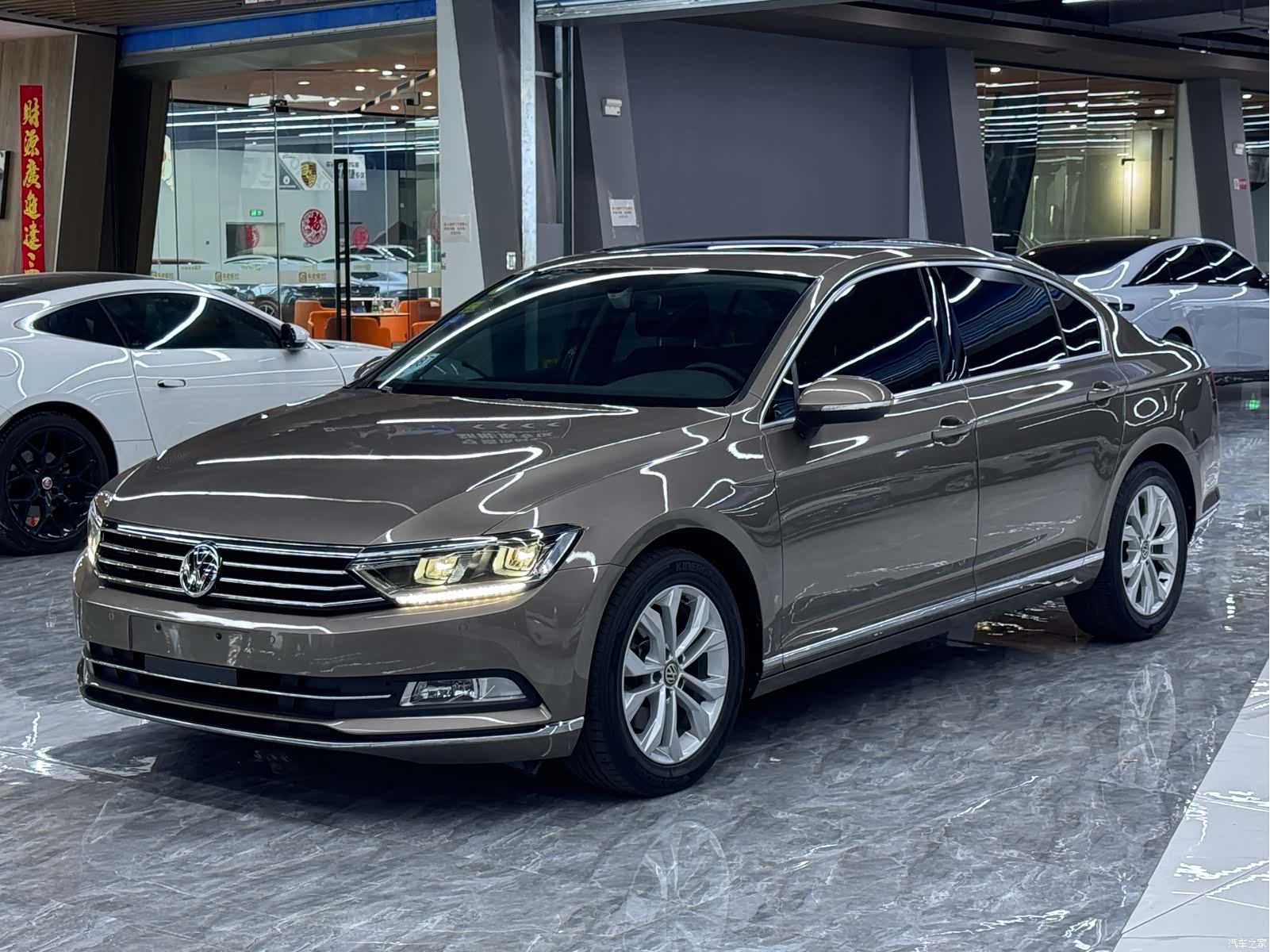 Volkswagen Magotan, 2018 1