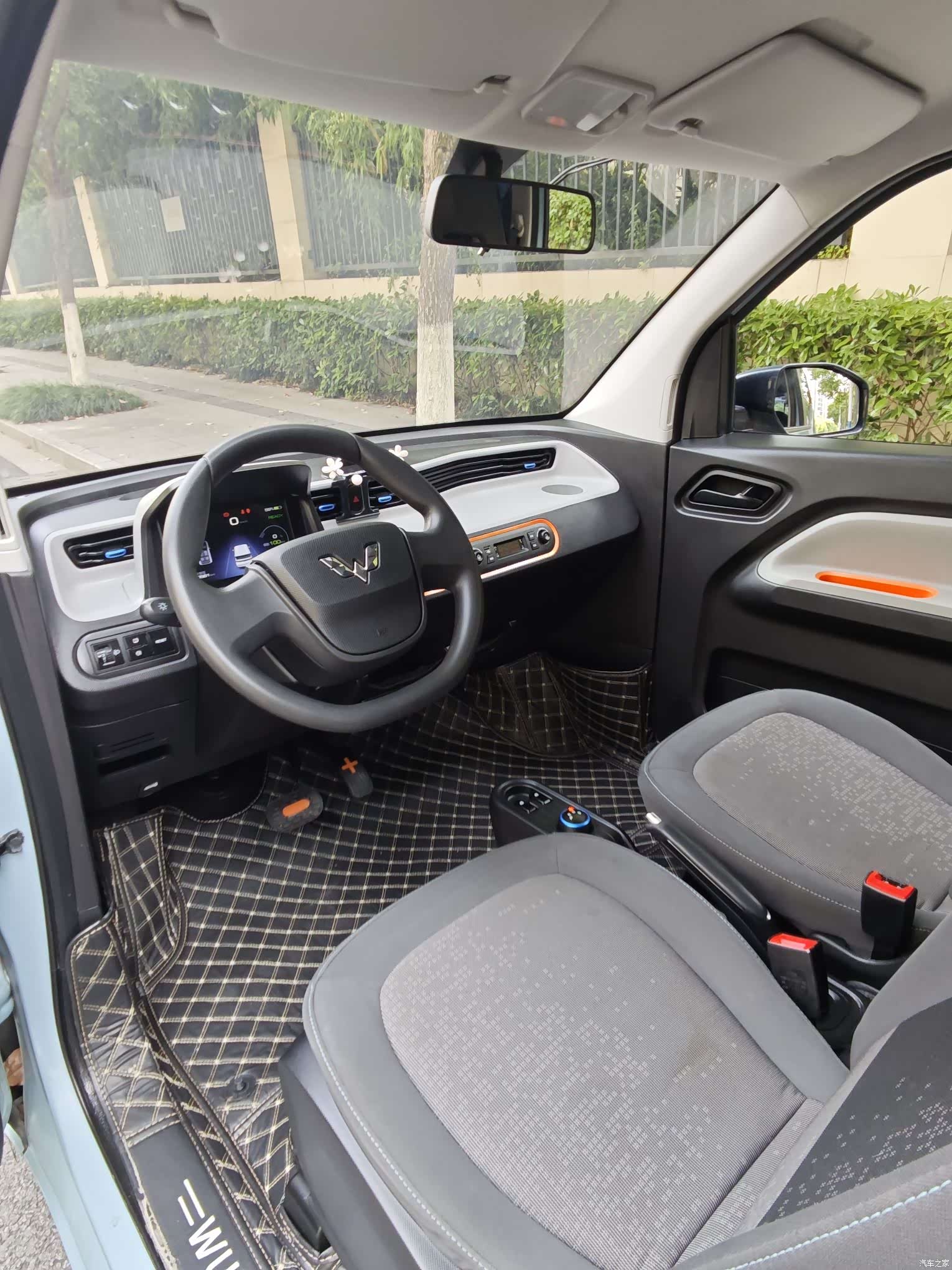 Wuling MINIEV, 2021 11