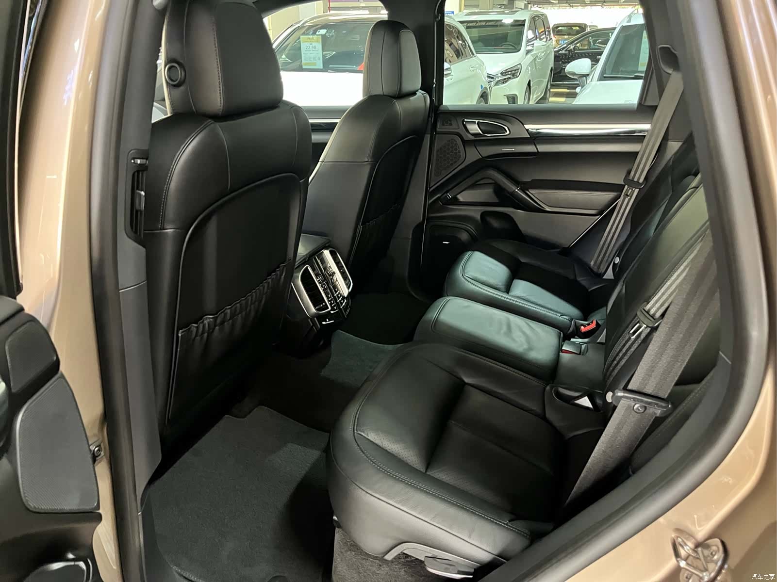Porsche Cayenne, 2017 9