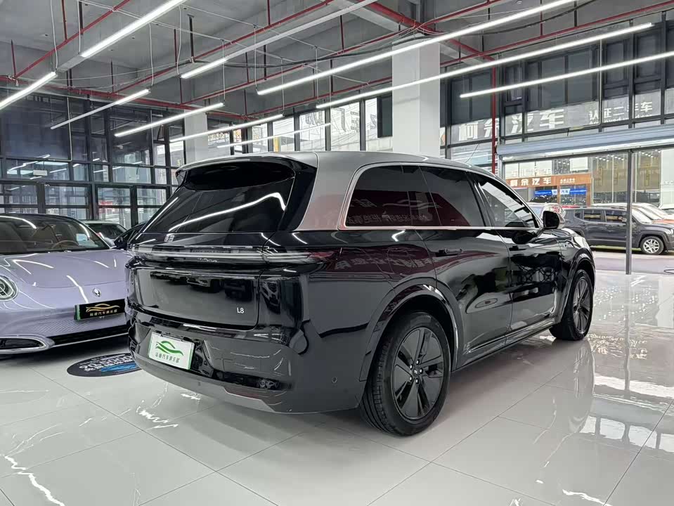 Li Auto Ideal L8