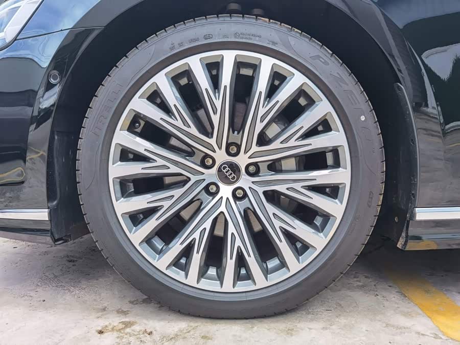 Audi A8 2026, фото 31