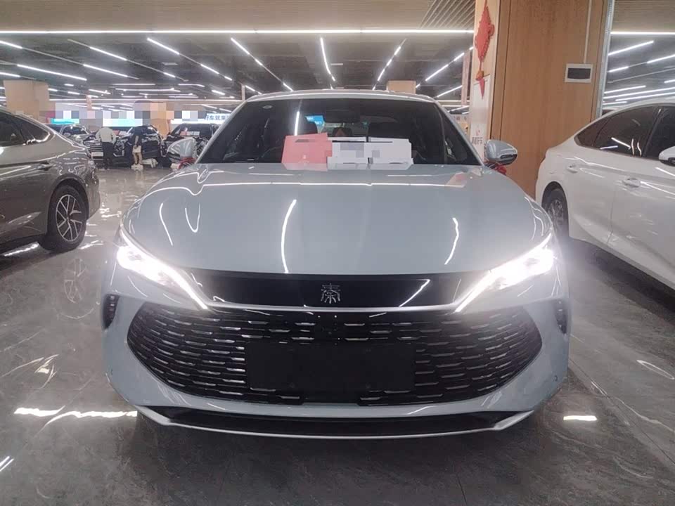 BYD Qin L BYD Qin L