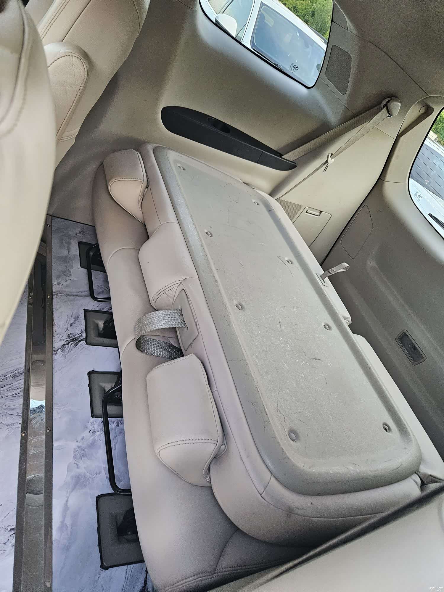 Buick GL8, 2017 13