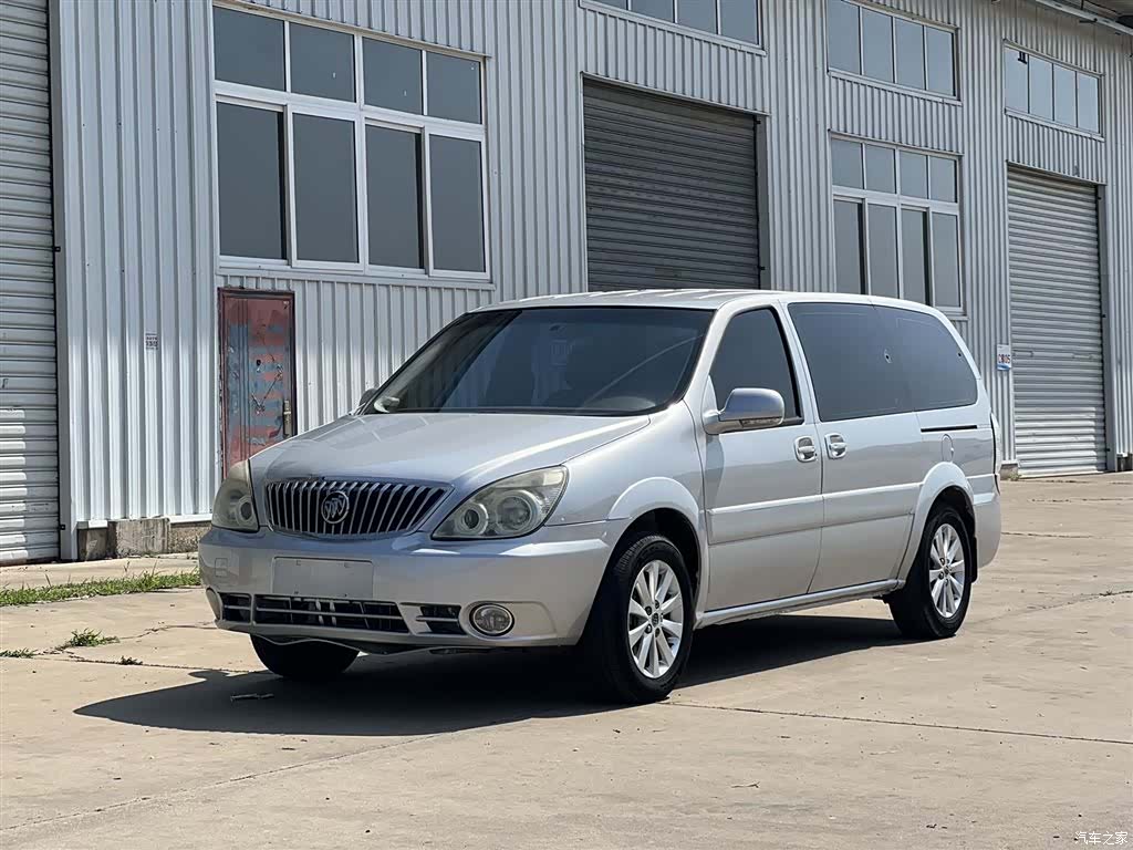 Buick GL8, 2014 1