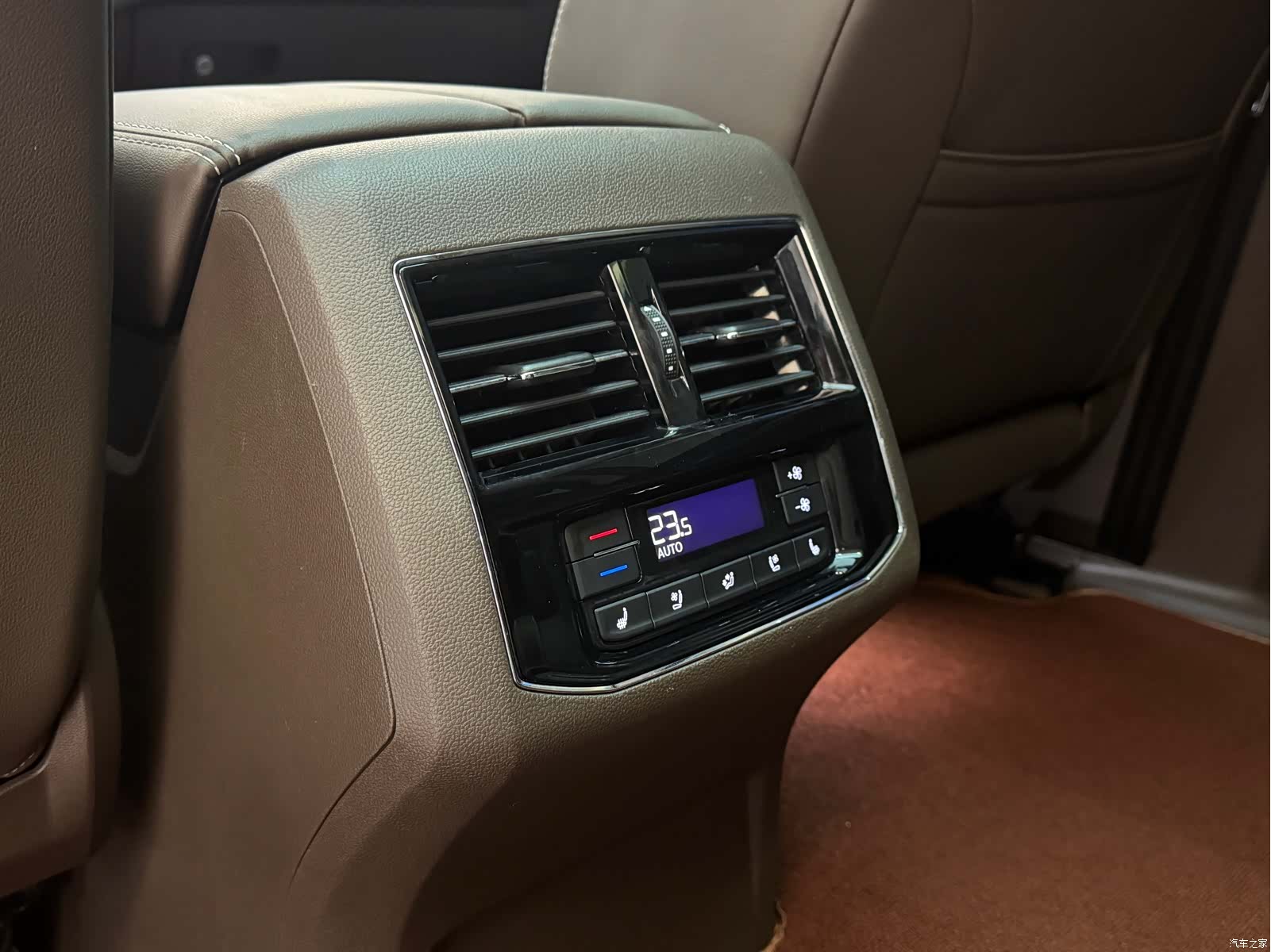 Volkswagen Viloran, 2021 14