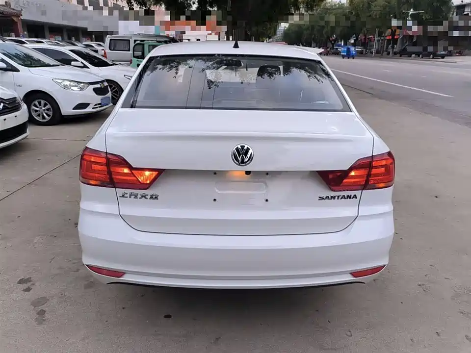 Volkswagen Santana